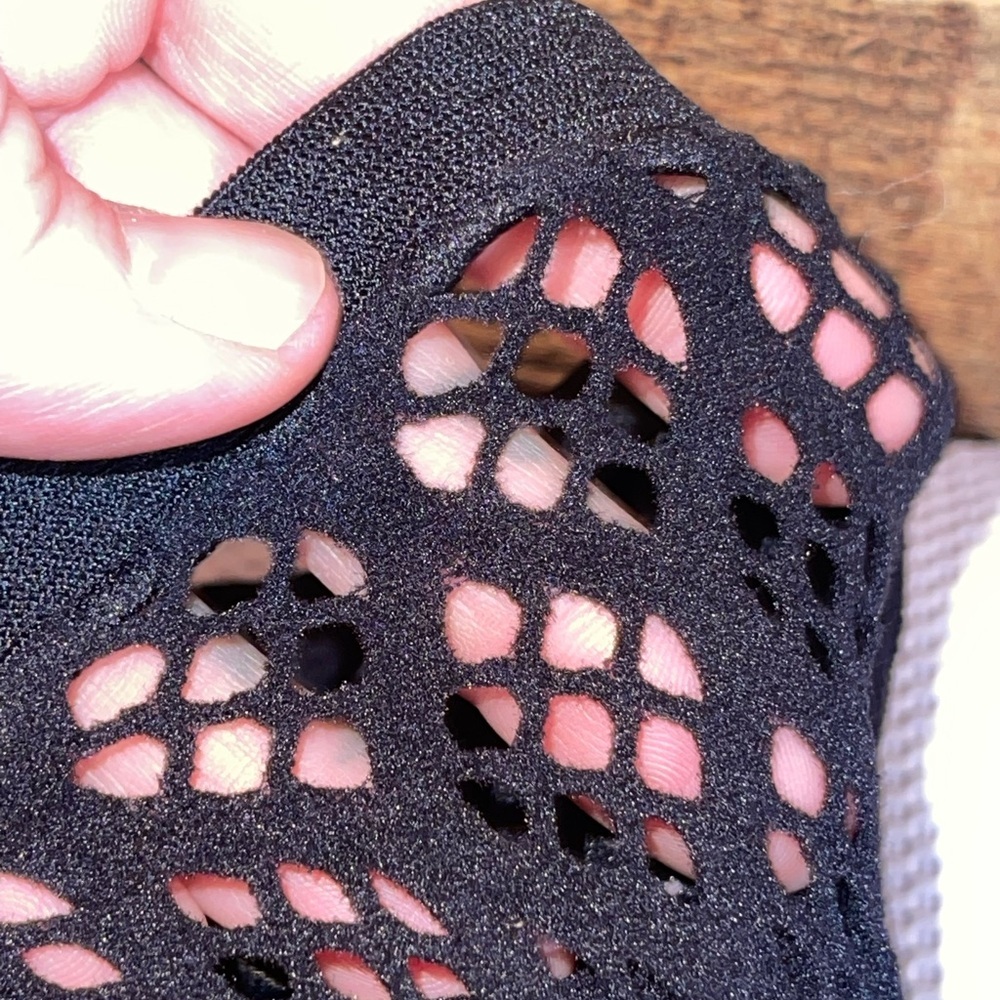 Fishnet Patterned Footed Tights - Picture 3 of 3